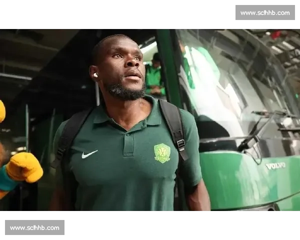 恩加德乌头球造门将乌龙 国安半场 1-0 领先西海岸