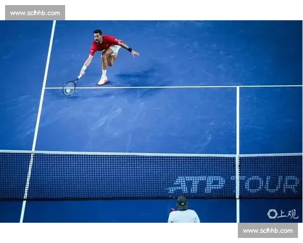 贝尔赫斯直落两盘横扫奥佩尔卡，强势晋级巡回赛决赛